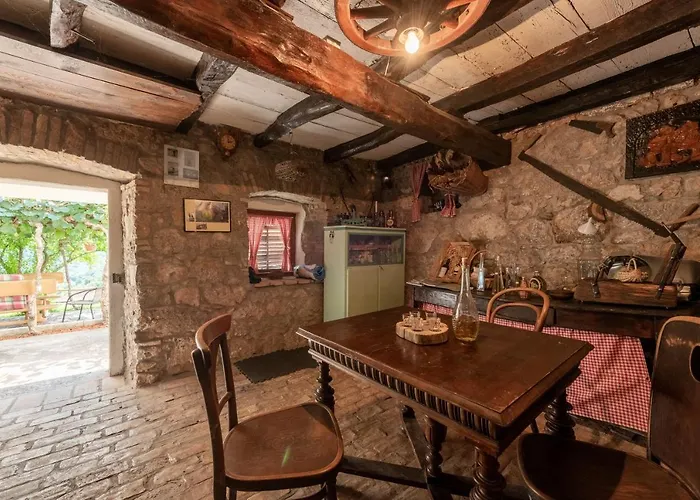 Apartman 2 In Old Stone House Near Opatija Icici