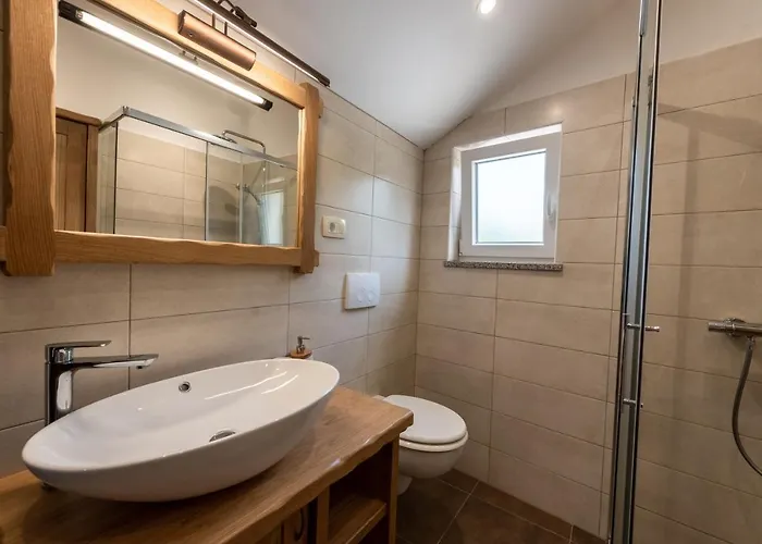 2 In Old Stone House Near Opatija