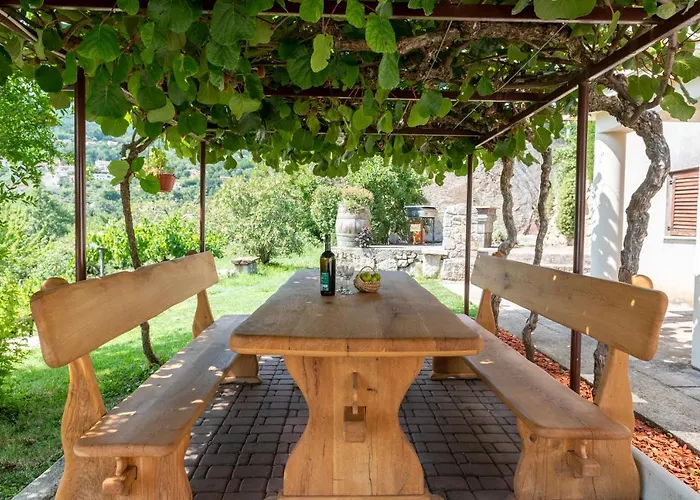 2 In Old Stone House Near Opatija *