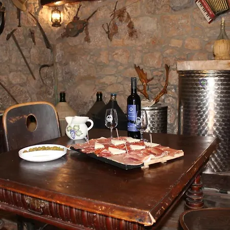 2 In Old Stone House Near Opatija * Icici