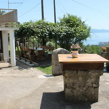 2 In Old Stone House Near Opatija