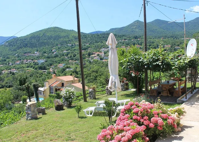 2 In Old Stone House Near Opatija * Ičići