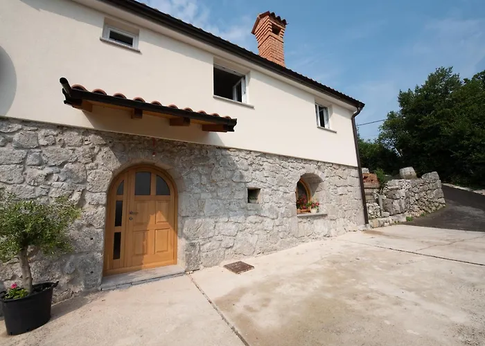 2 In Old Stone House Near Opatija Appartement *